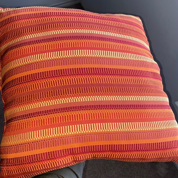 Pillows brand new - Picture 1 of 3